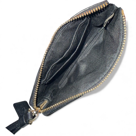 Coach Debossed Calf Leather Zip Around Wristlet w/ box & unbranded dust bag 🍍 - Picture 5 of 5